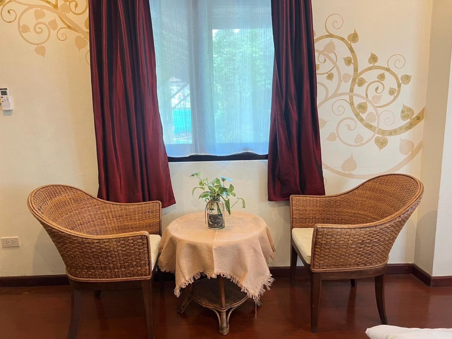 Отель Thapae Boutique House Чиангмай Экстерьер фото